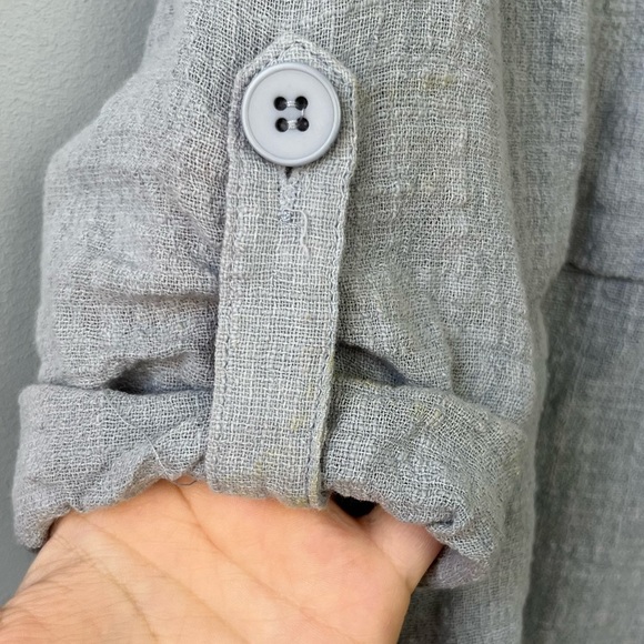 Molly Green Lightweight Button Down - Picture 10 of 10